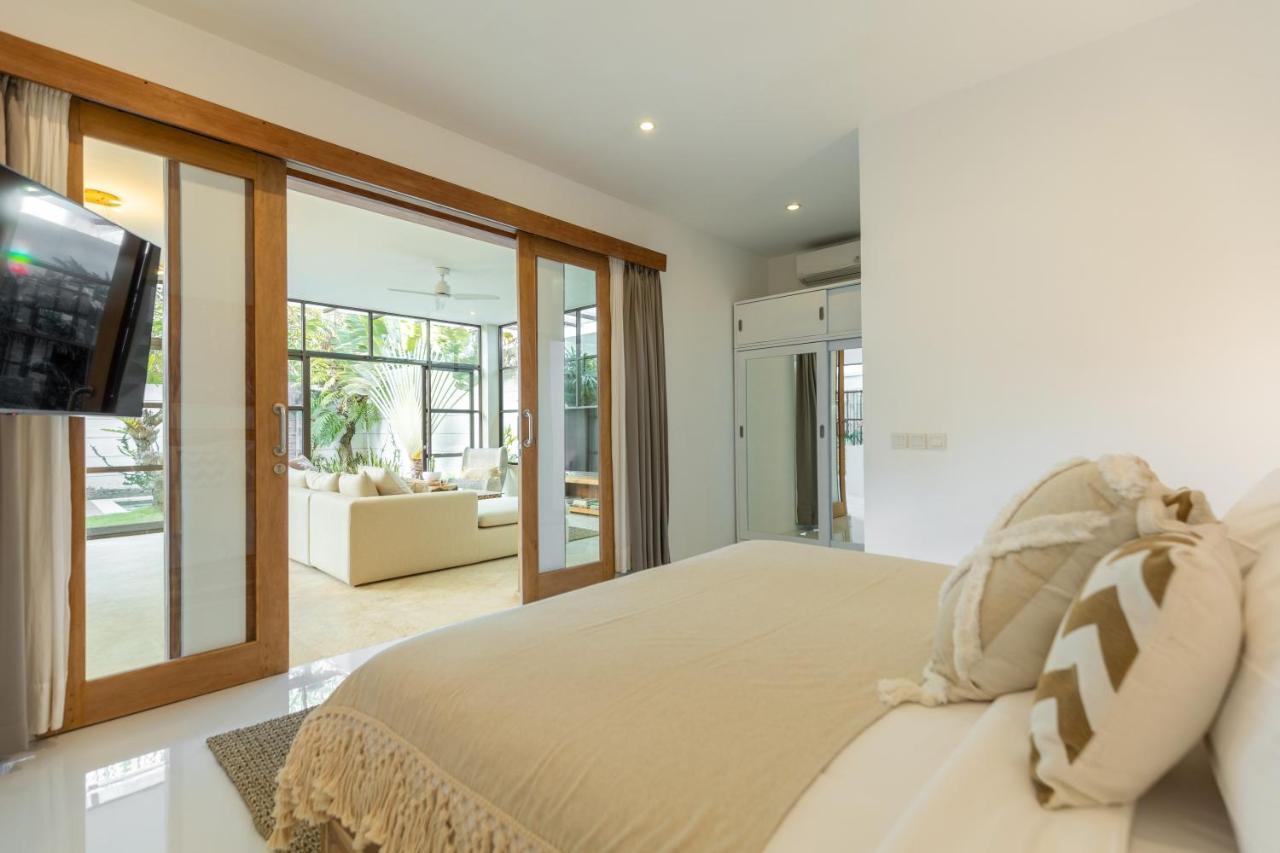 Villa Lumut 3 Bedrooms Central Seminyak Extérieur photo